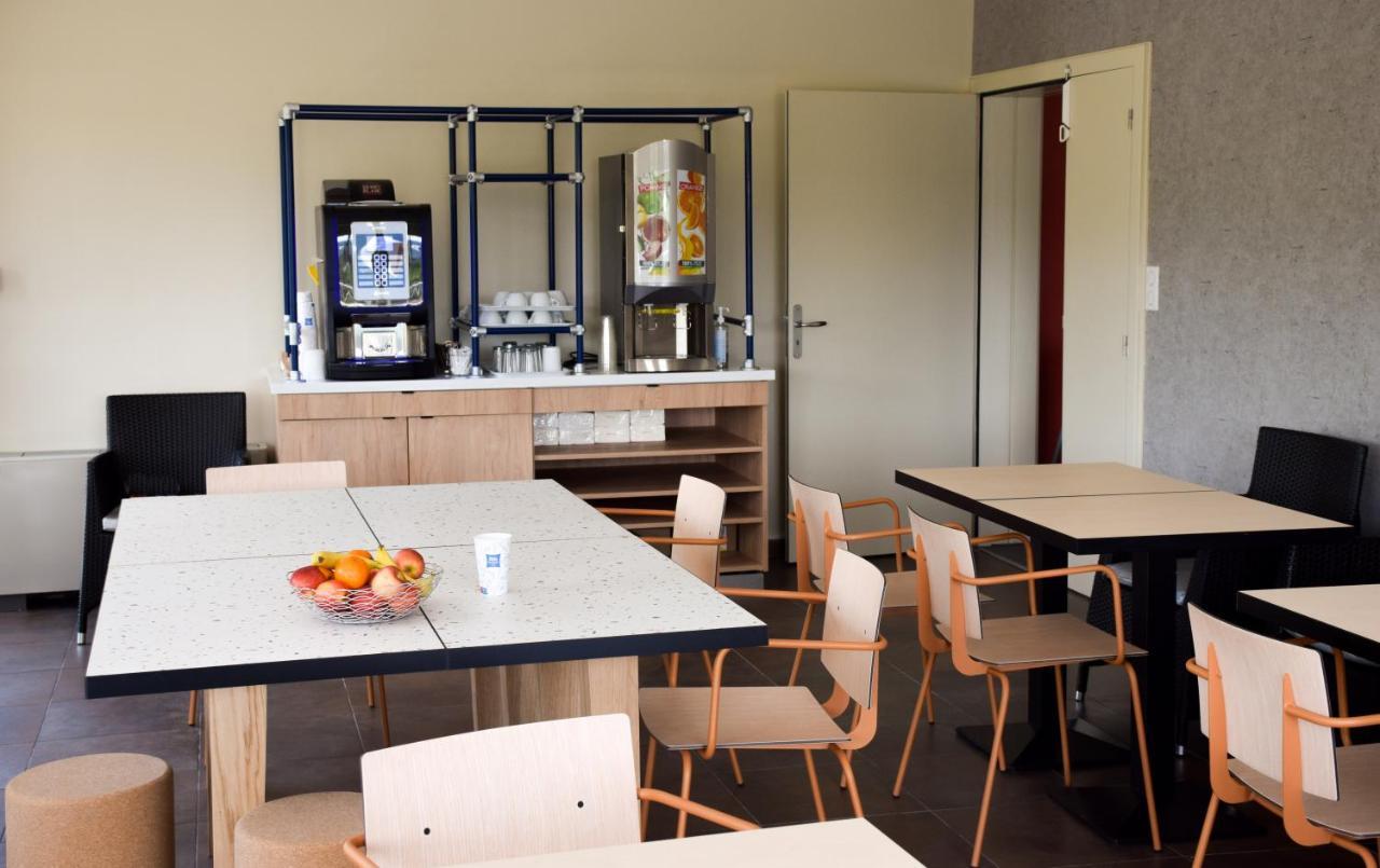 Ibis Budget Millau Viaduc Exterior foto